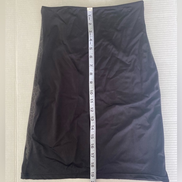 New Assets Red Hot Label by SPANX Luxe & Lean Half Slip Shaper Black XL - Picture 6 of 9